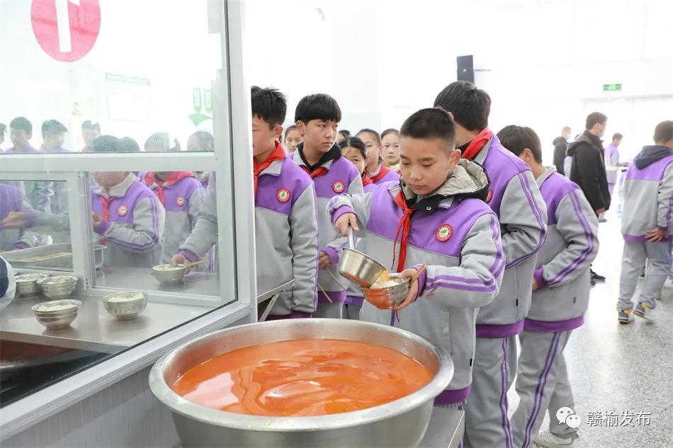 赣榆小学生午餐,赣榆学生吃饭