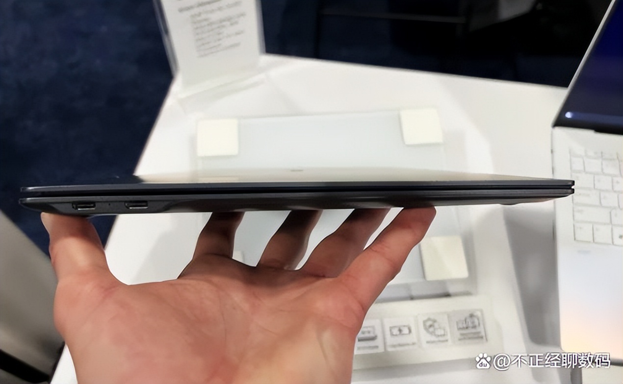 lggram对比macbookair,lggram2022款16英寸轻薄本测评