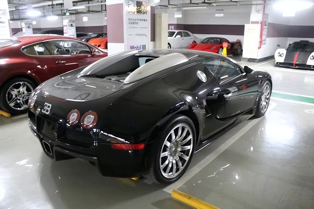 汽车长时间停车库落灰,车库落灰的车可以开走吗