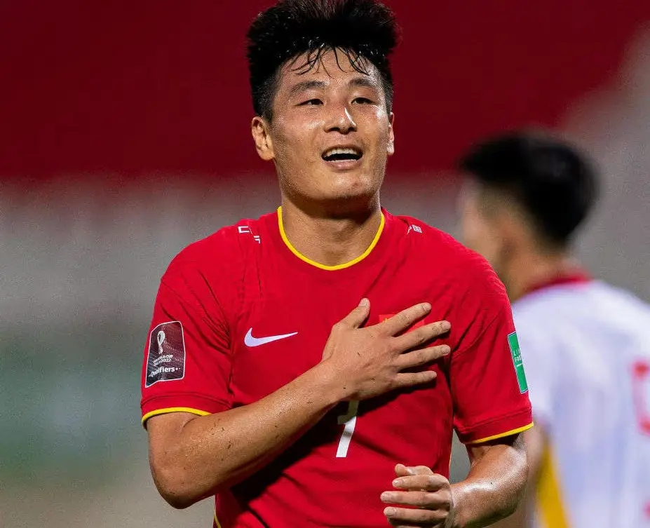 董路李玮峰王新欣连麦视频,赵镇王新欣董路连麦视频