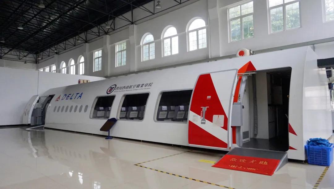 生茂丨走进西航，带你看四川最美校园