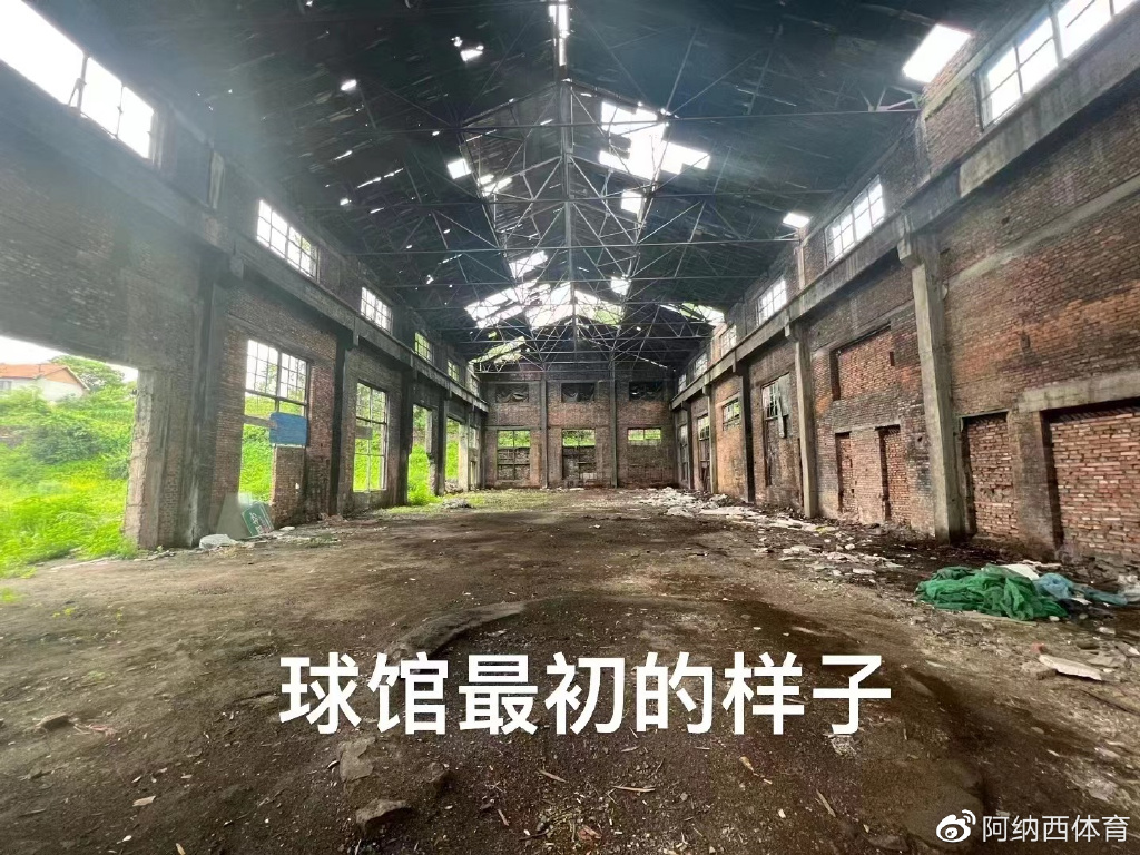 篮球场刷油漆视频教程,篮球场涂油漆全部教程