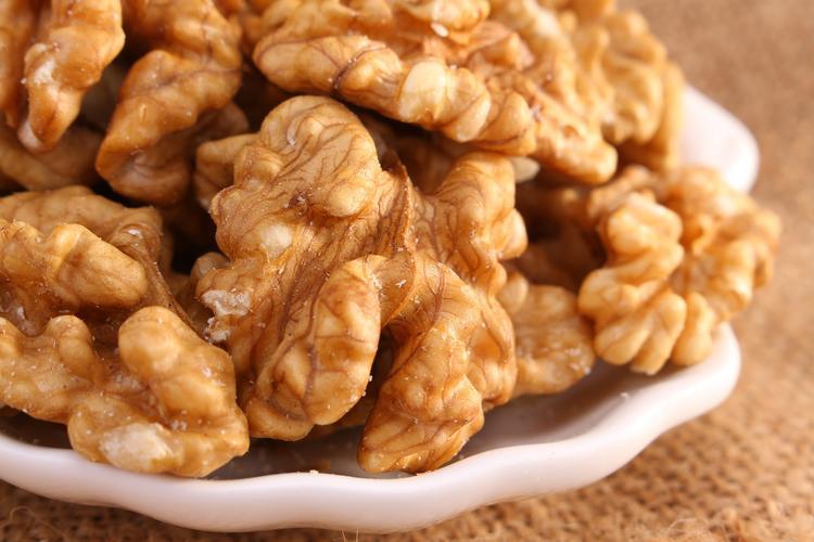 肝病不能吃鸡蛋吗,肝病不能吃葵花籽吗