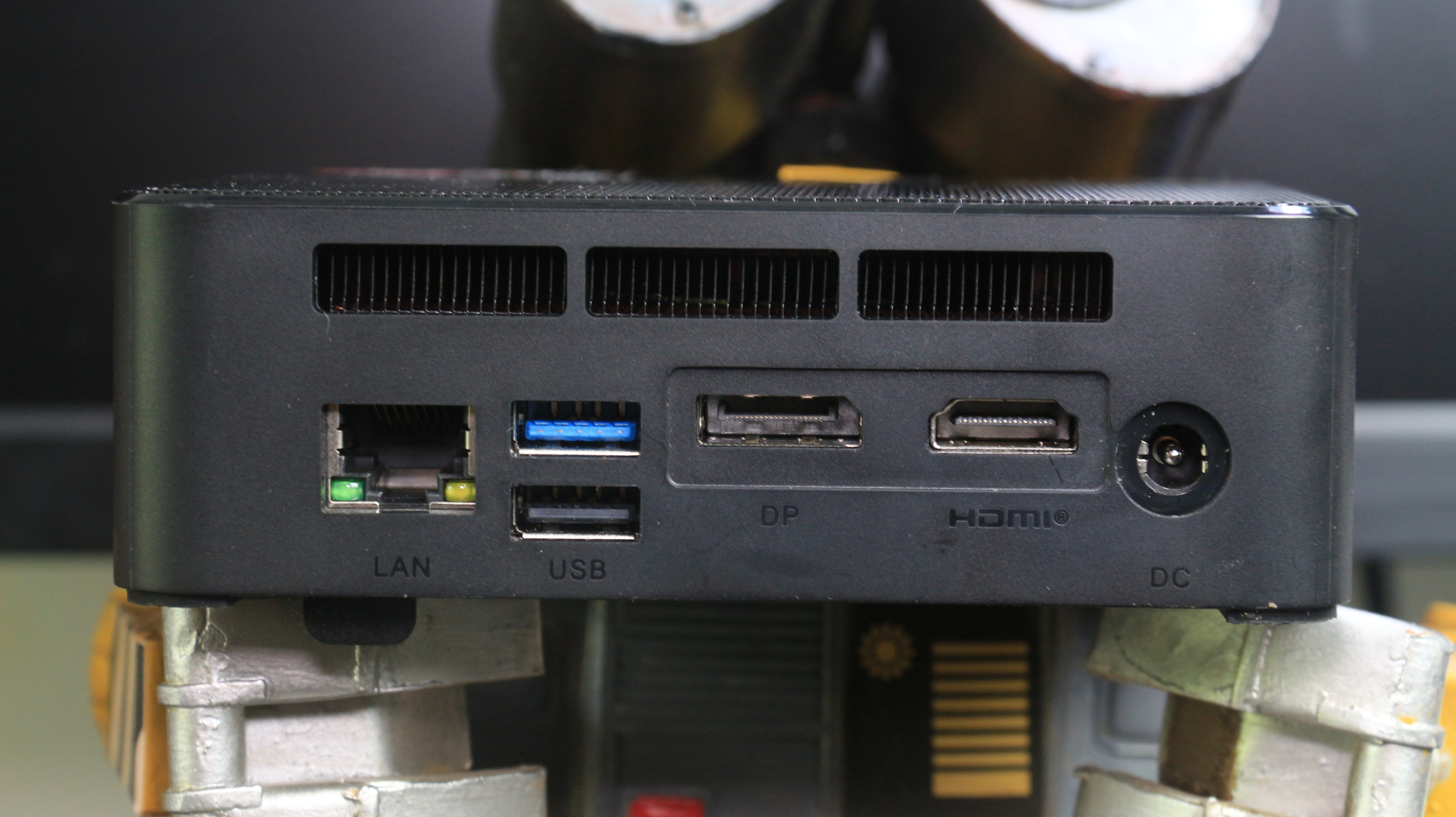 零刻ser5pro5700u迷你主机评测,零刻迷你主机ser5pro全金属