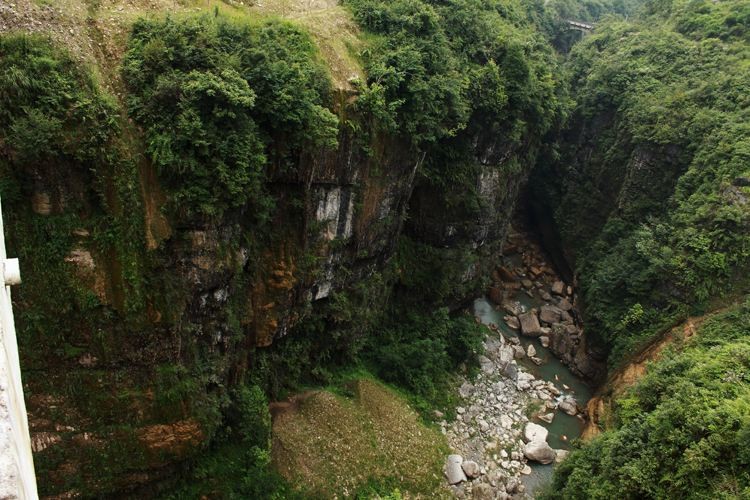 龙桥暗河寻踪,亚洲最长的暗河是龙桥暗河吗