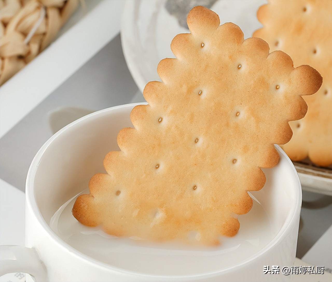 超好吃的大饼干便宜,中国好吃的饼干有哪些品牌