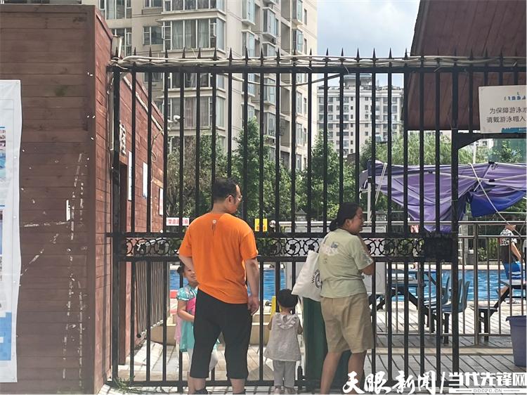 贵阳游泳玩水的地方,贵阳哪里有露天游泳馆