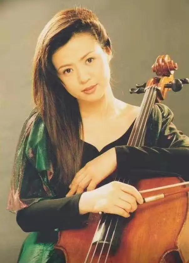 王刚砸破两亿国宝,王刚曾失手砸碎2亿古董是哪一期