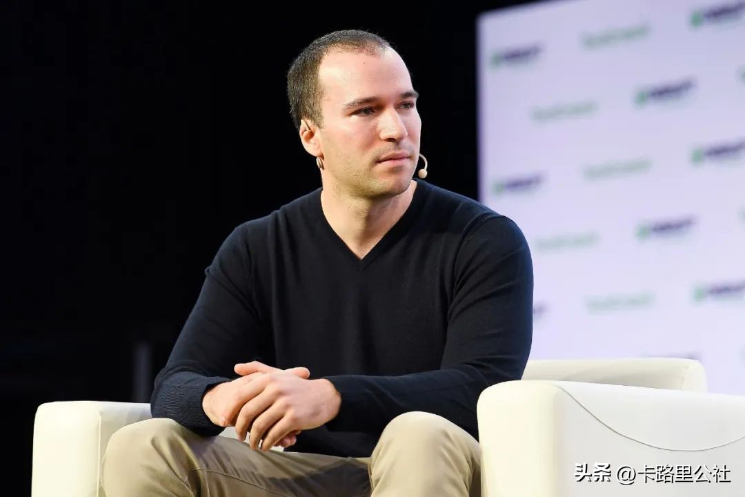 比ChatGPT功能更惊艳的是创业团队，有奥特曼、马斯克等科技大佬