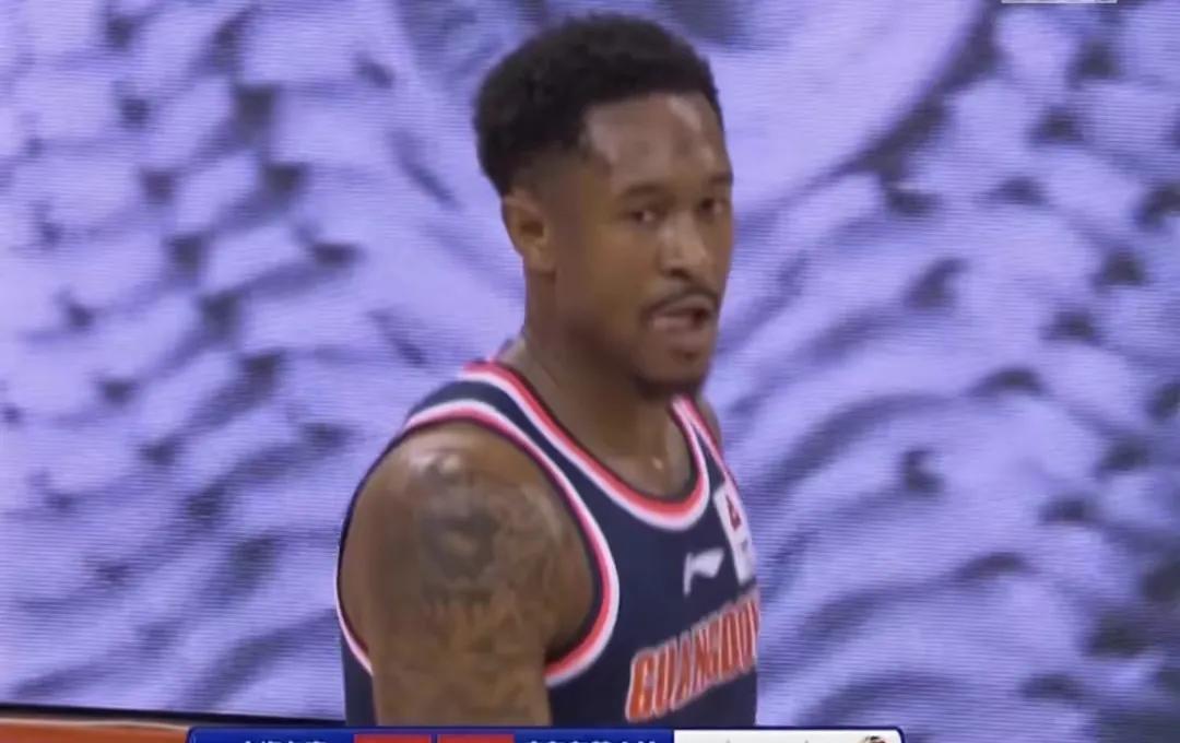 3大神射获点名表扬，2大进攻高塔超高效，季后赛或启用投射阵型