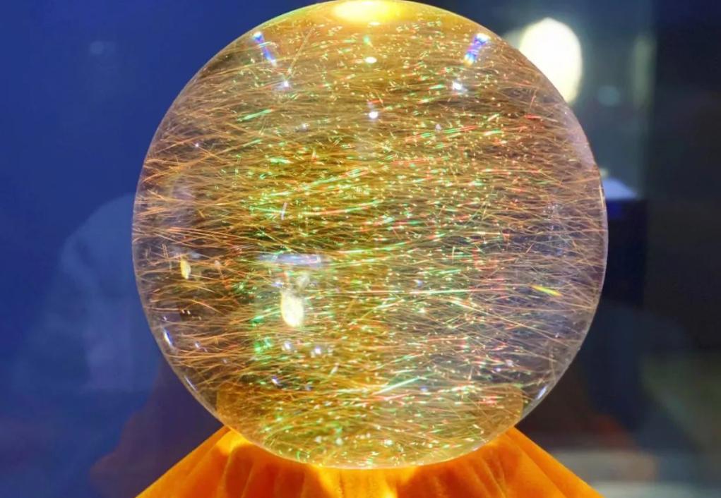 东海水晶，大自然的鬼斧神工之作