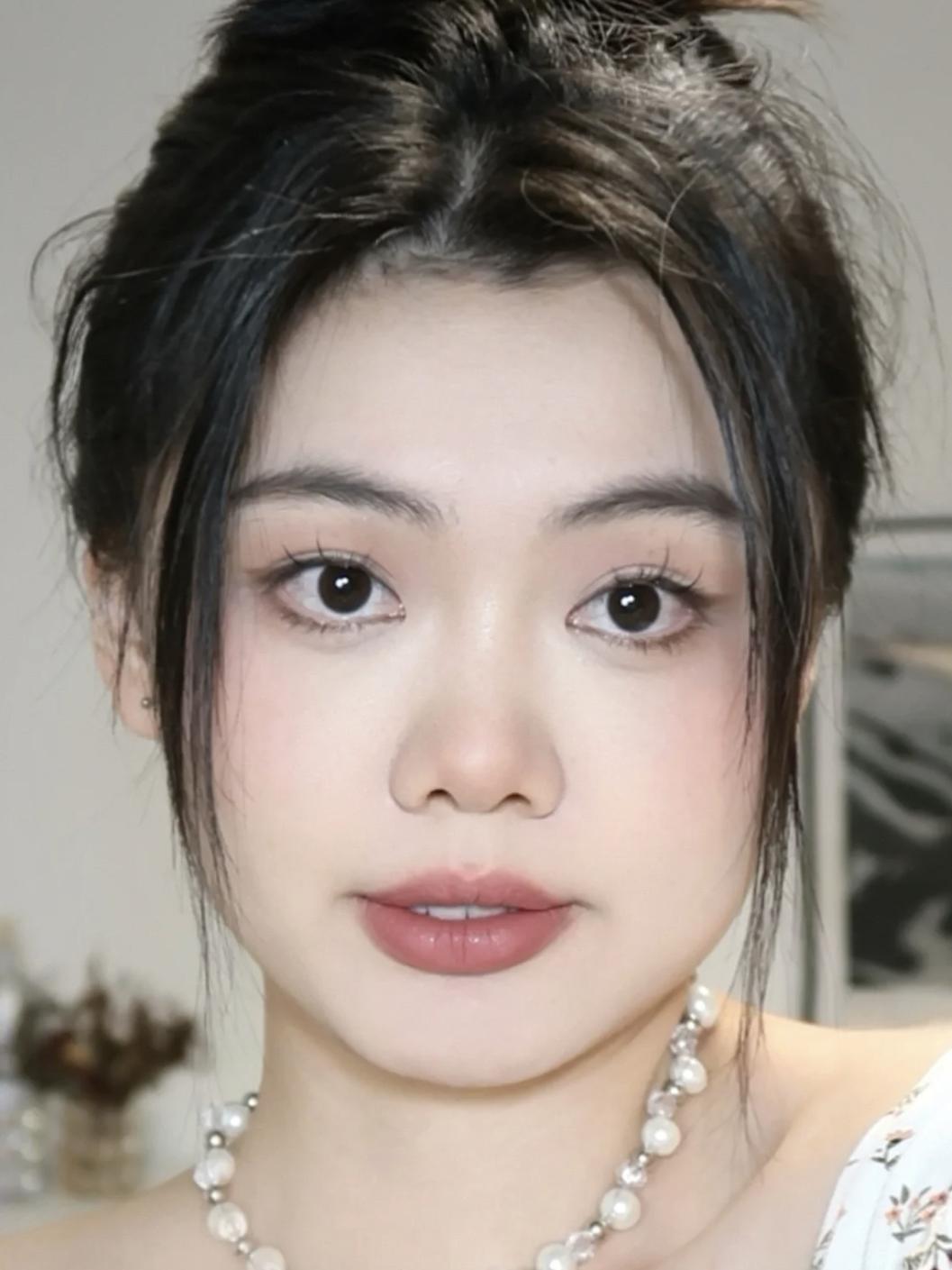 长月烬明仿妆怎么弄,长月烬明无滤镜妆容