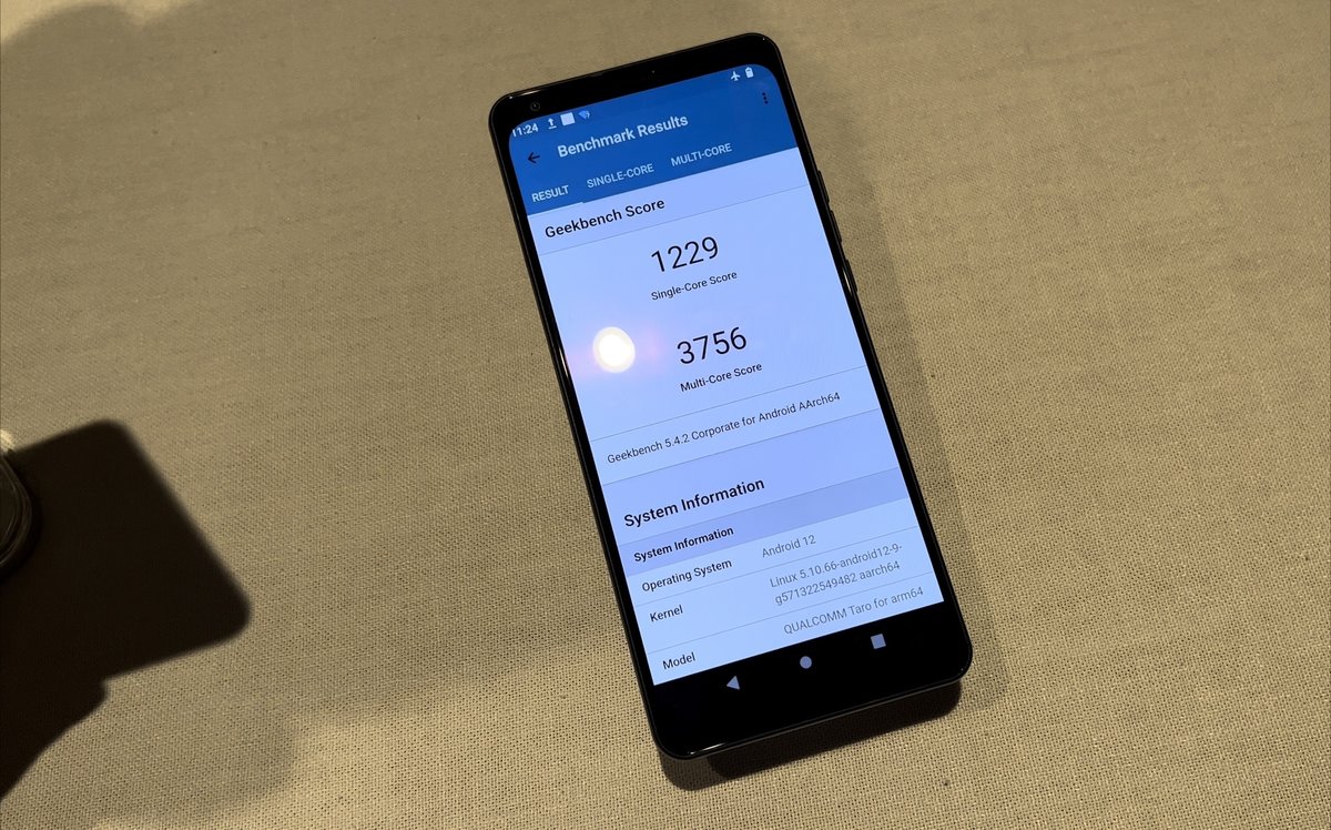 骁龙8+gen1安兔兔跑分,高通骁龙8gen1对比天玑9000