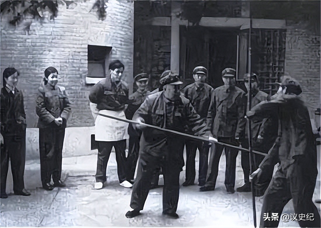 1985年，南京军区接到电话，说*世友许**去世了，4分钟后，说打错了