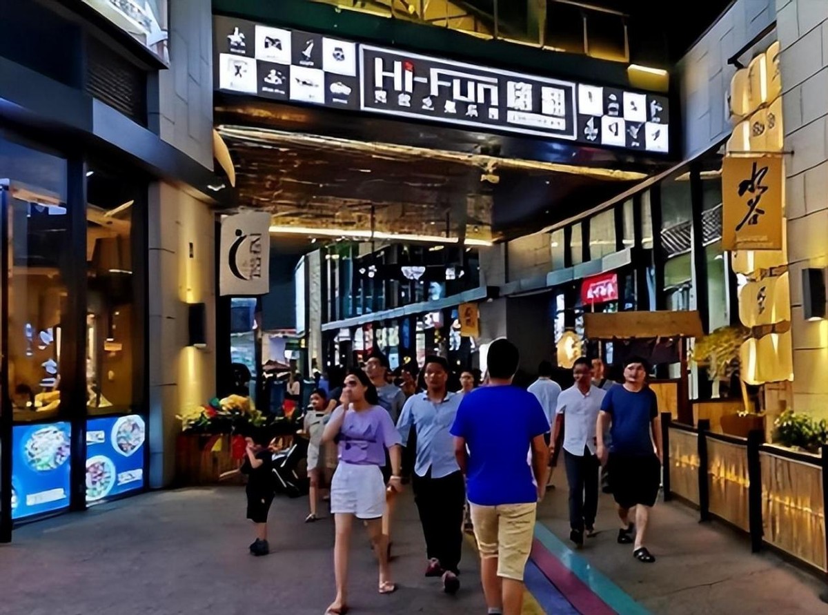 想白嫖，广东一男子花一万请“伴游”，发生关系后又拿回钱跑路