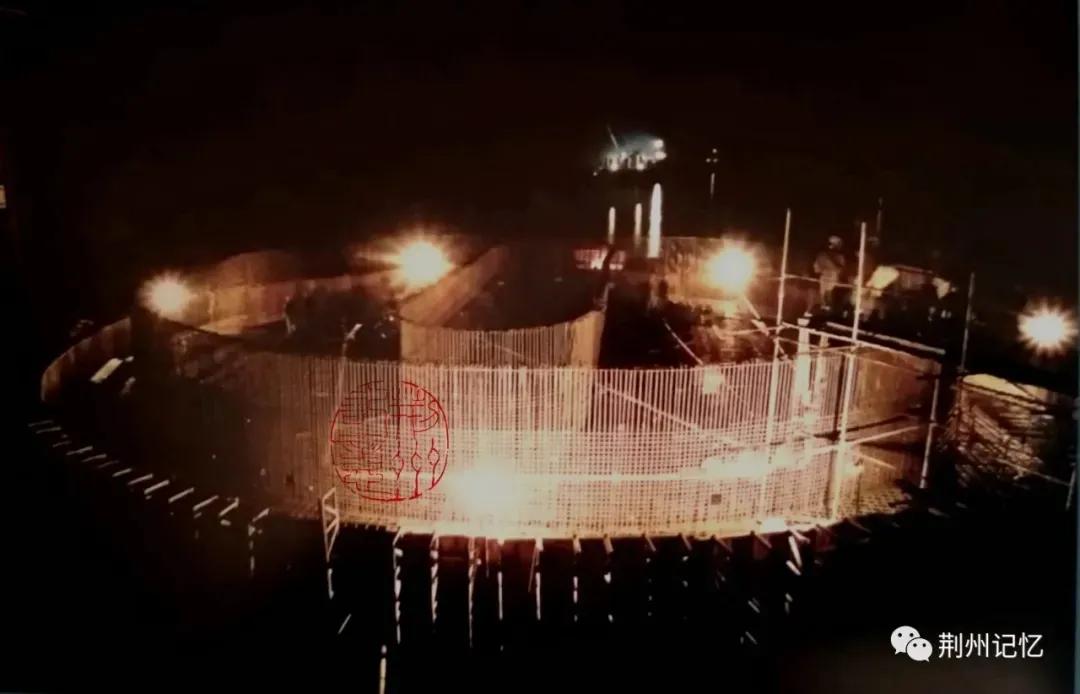 长江大桥建设故事,长江大桥故事