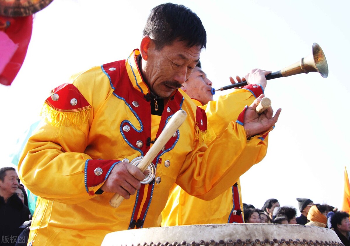 红红火火扭秧歌,红红火火东北大秧歌扭起来