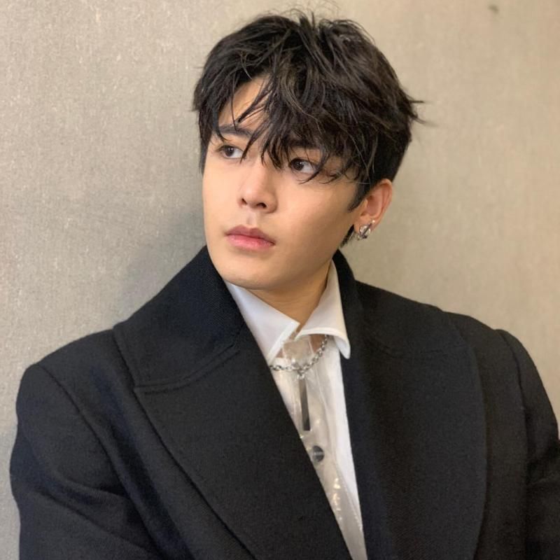 推荐2021最火男生发型,2023最新款男生发型