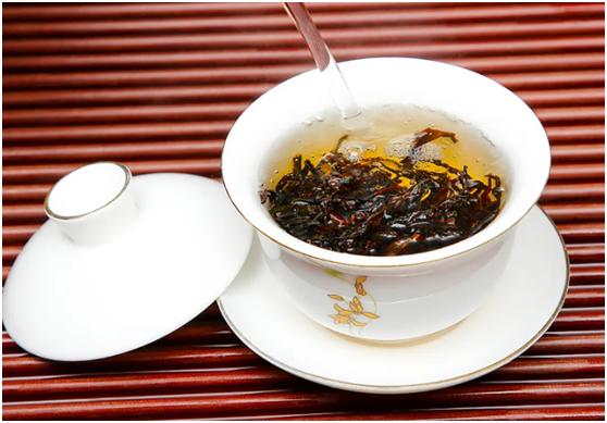 超市里3款不起眼的“廉价茶”，懂行的抢着喝，别错过高品质好茶