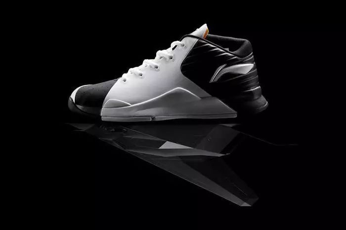 李宁gforce9000extrastrong,李宁超轻篮球鞋哪代最好