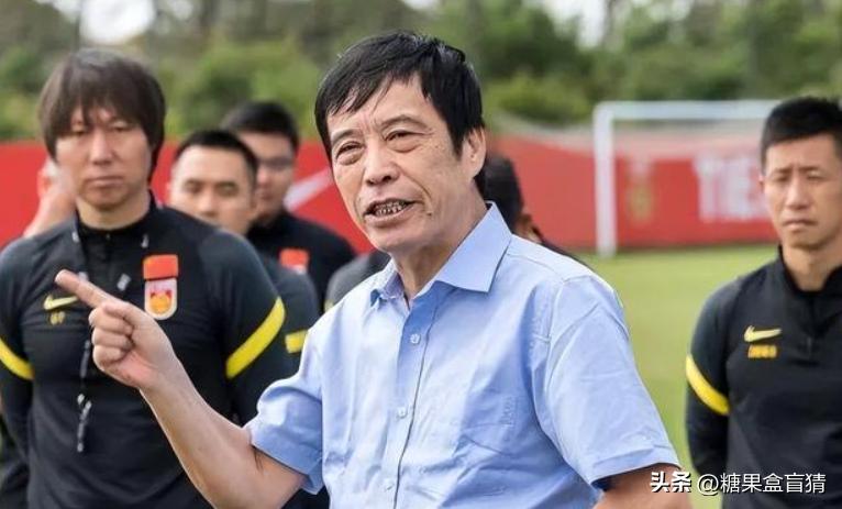 李铁怕了!体育总局亮剑,再次指向中国足球郝伟陈戌源或大难临头