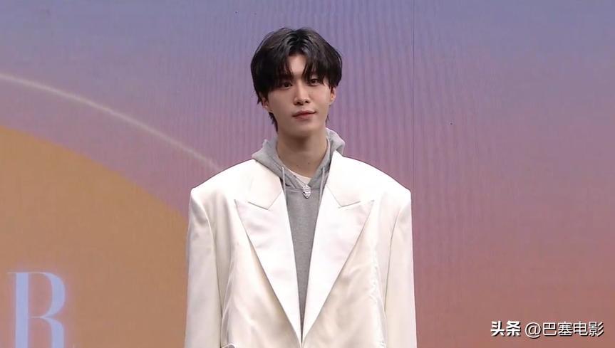 热巴杨颖红毯造型,芭莎红毯杨紫热巴杨颖赵丽颖