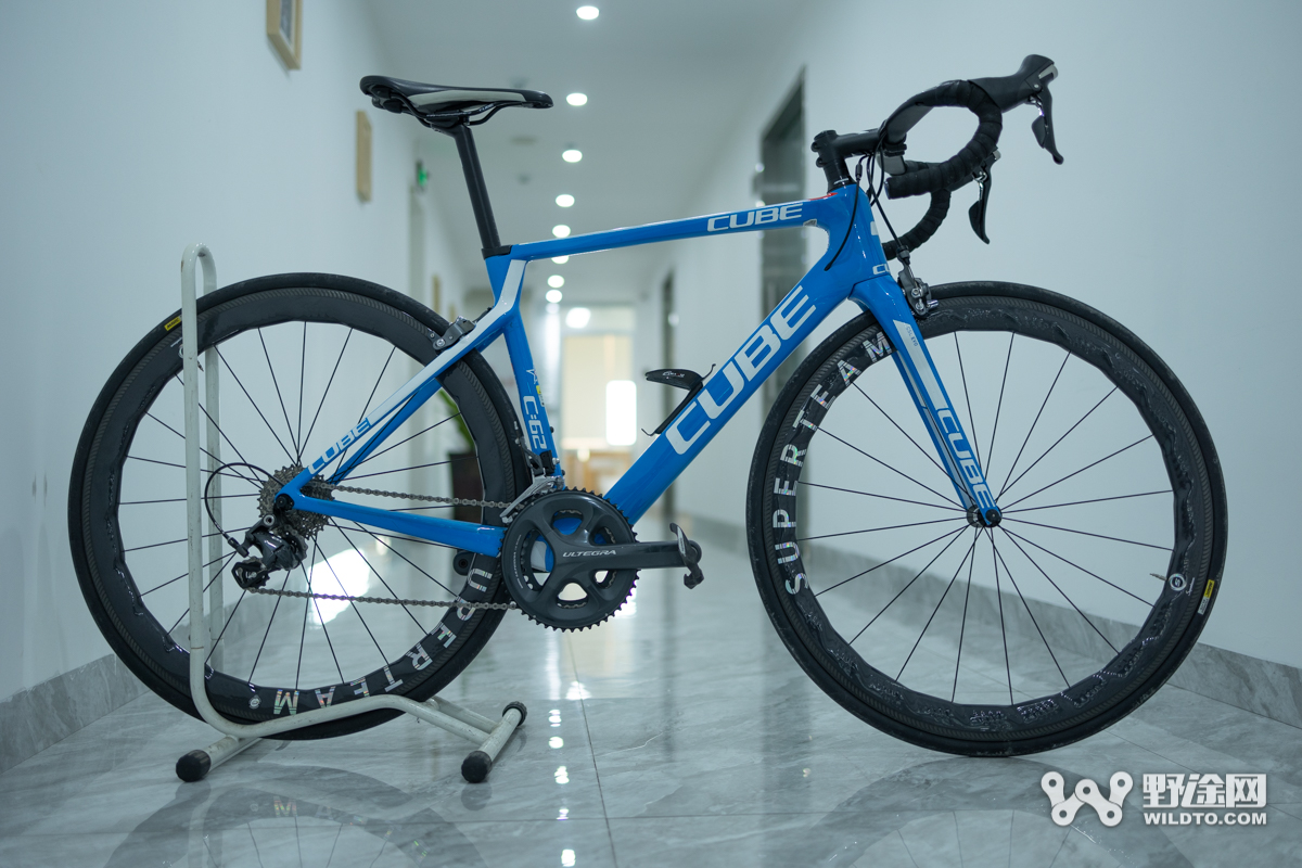 自行车为什么不能用脚撑,为啥自行车不装脚撑