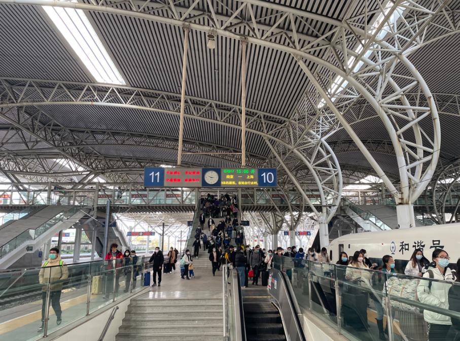 长三角铁路24小时,长三角列车正常运行吗