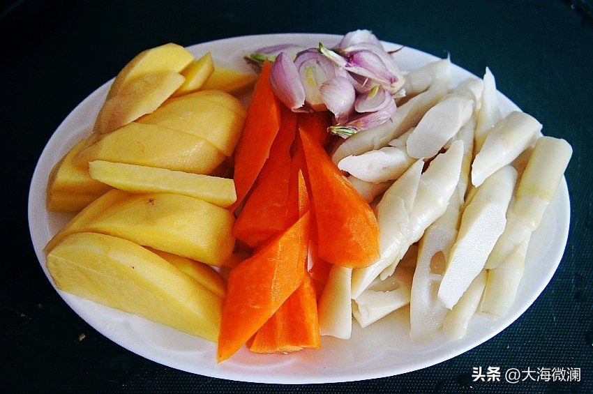 出伏吃什么传统食物,头伏饺子末伏面中伏吃啥