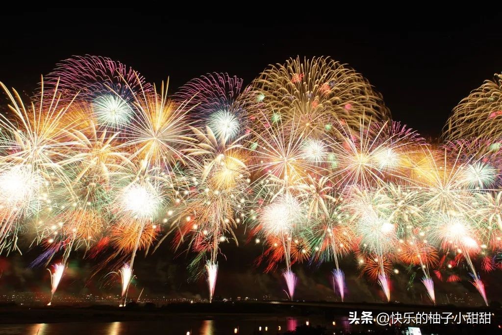 海水不输冲绳，这座青春背后的小城，夏日烟花又封神了！