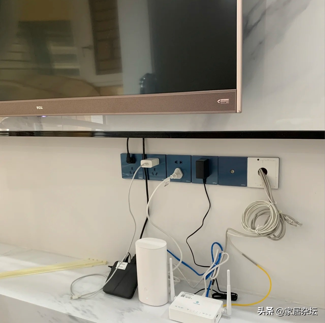 满墙电视柜一年后的使用感受,满墙电视柜到底实用吗