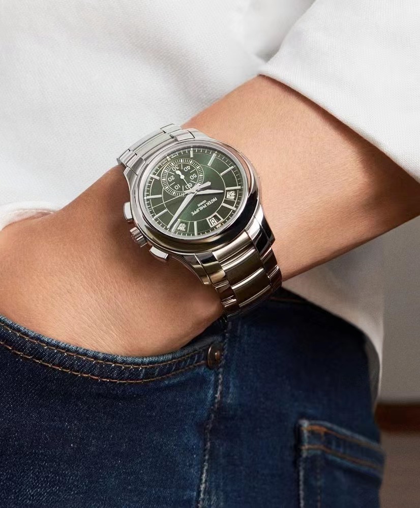 儒雅气质男人适合戴的腕表,月薪1万元适合佩戴啥样的腕表