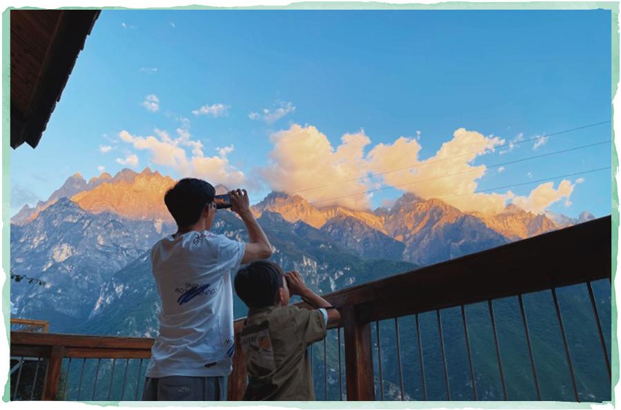 史上最苦亲子游，最惨时三人分一碗泡面！我为什么还要带年糕来？