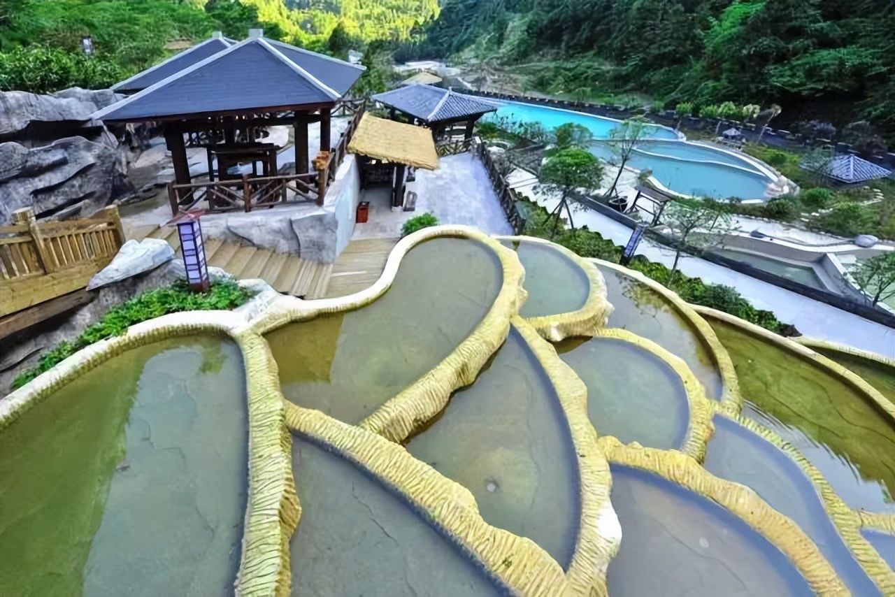 泡温泉的美食,泡养生温泉
