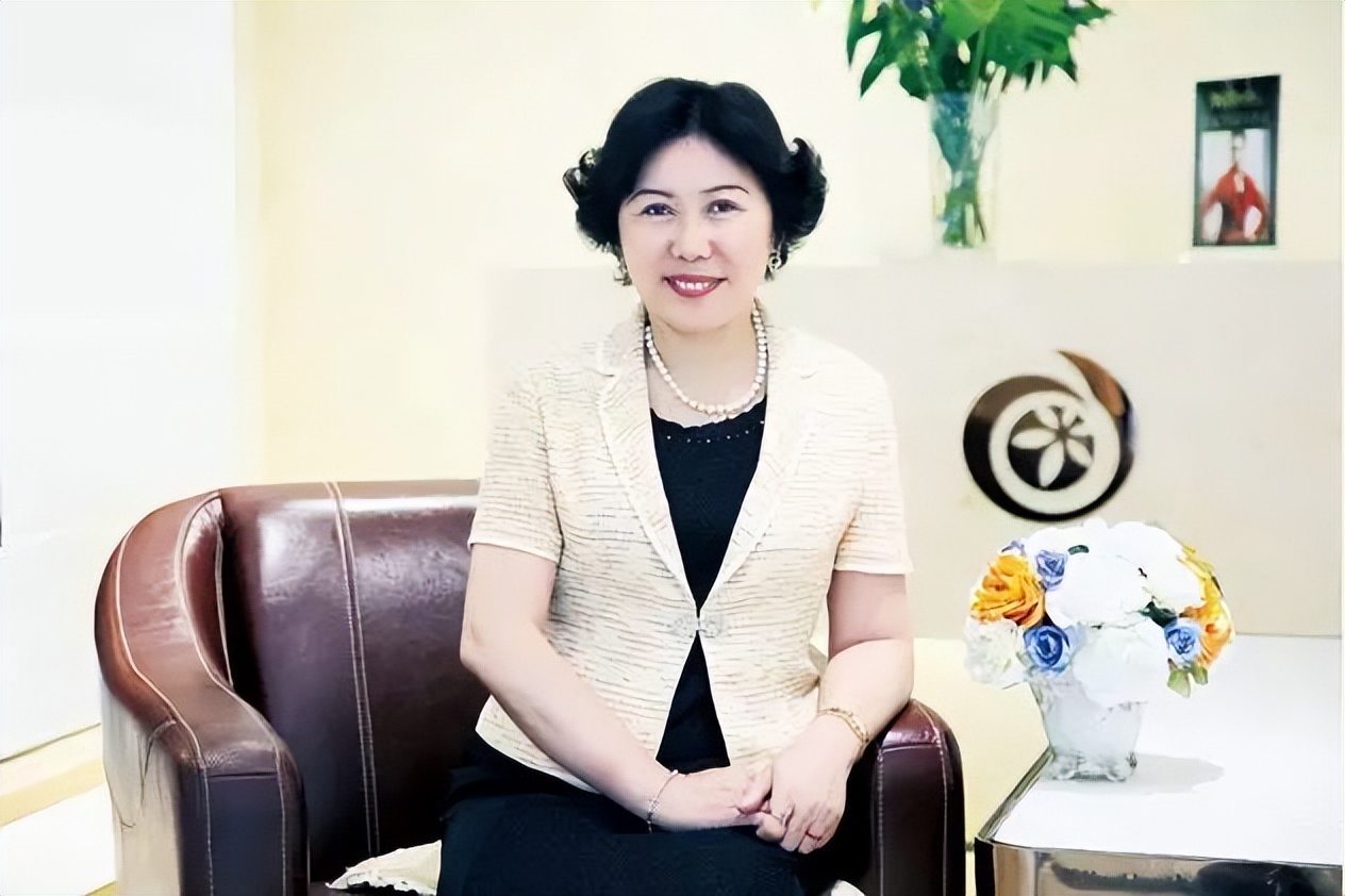 赢家时尚集团董事长陈灵梅,深圳赢家服饰有限公司陈灵梅