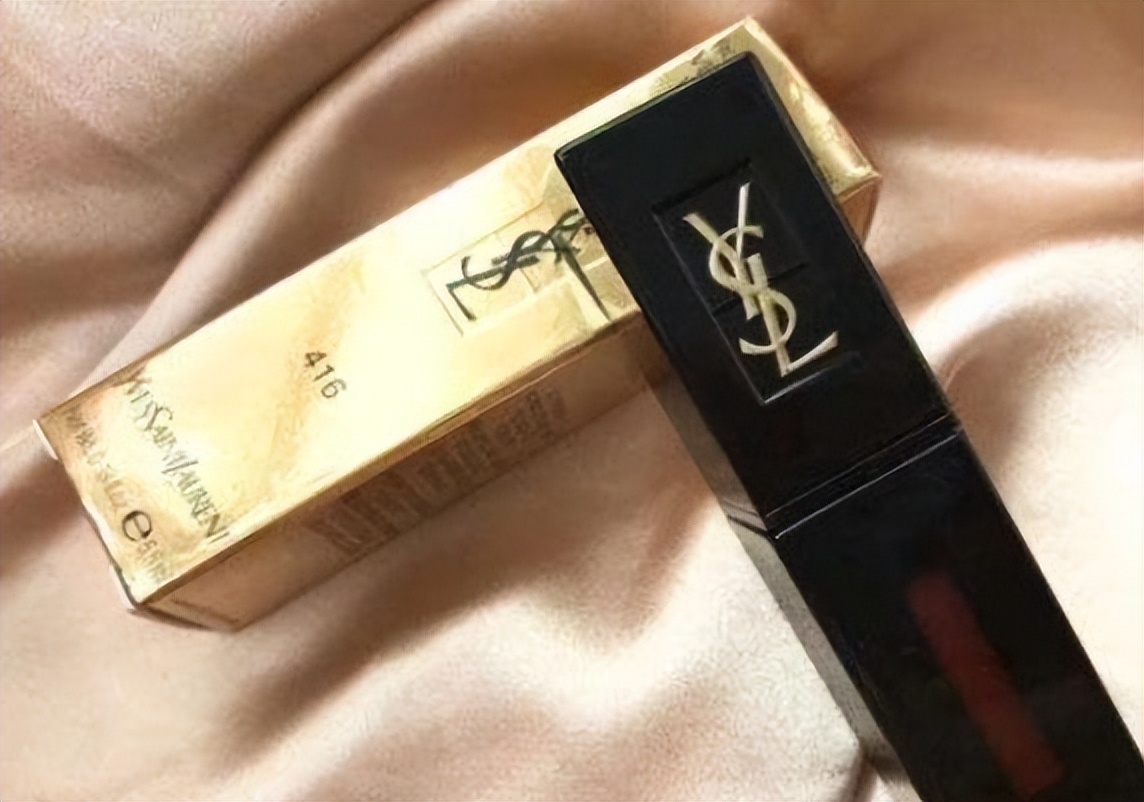 什么牌子的口红好用又不贵不掉色,什么牌子的口红好用持久不脱色