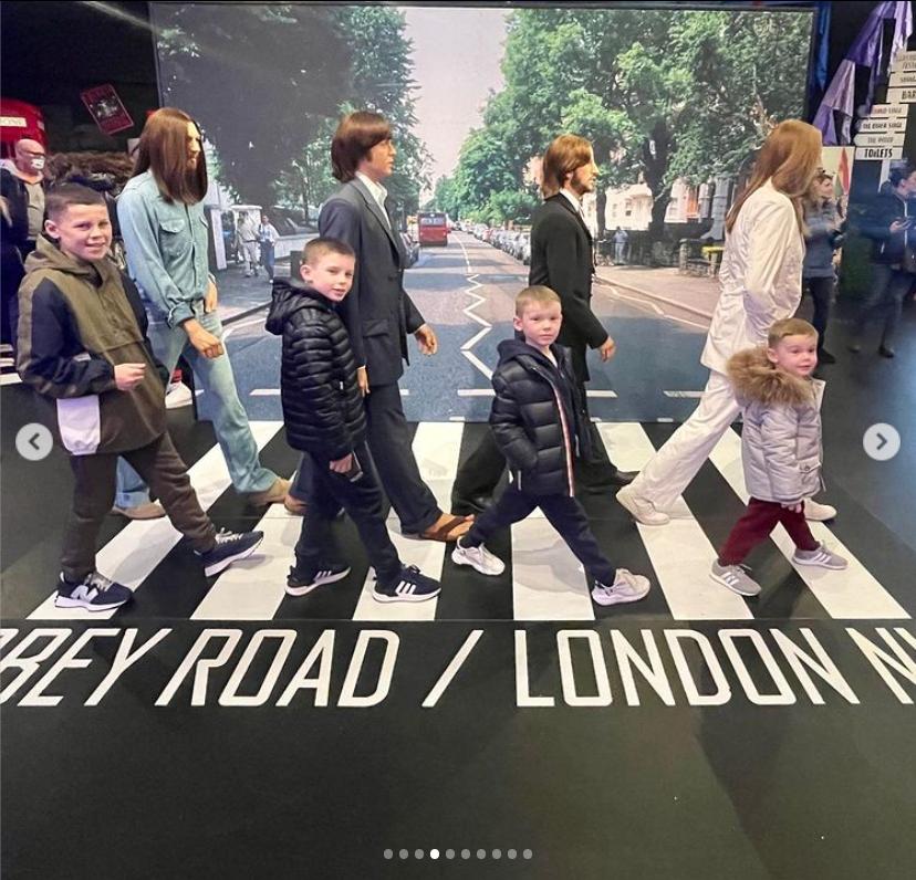 ins泄密,聊聊活色生香球星太太团恩怨情仇…