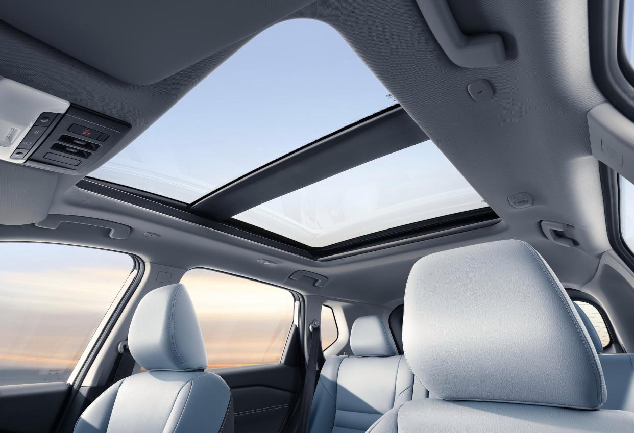 奇骏和crv哪个更值得购买呢,丰田rav4和本田crv和奇骏选哪款好