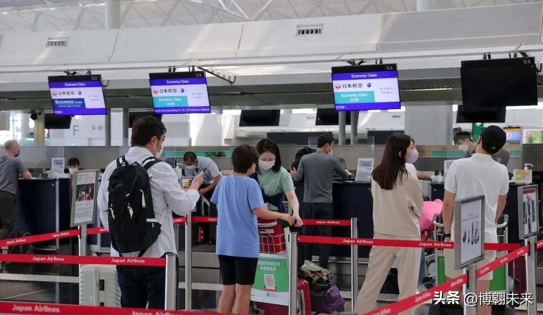 香港避疫挤爆深圳湾,香港医院被挤爆