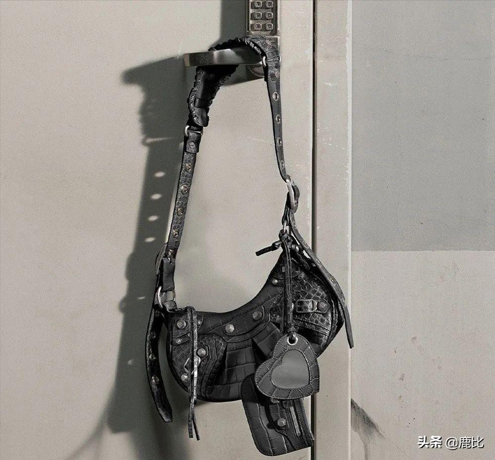 2019年值得入手的包,两万内最值得入手的包