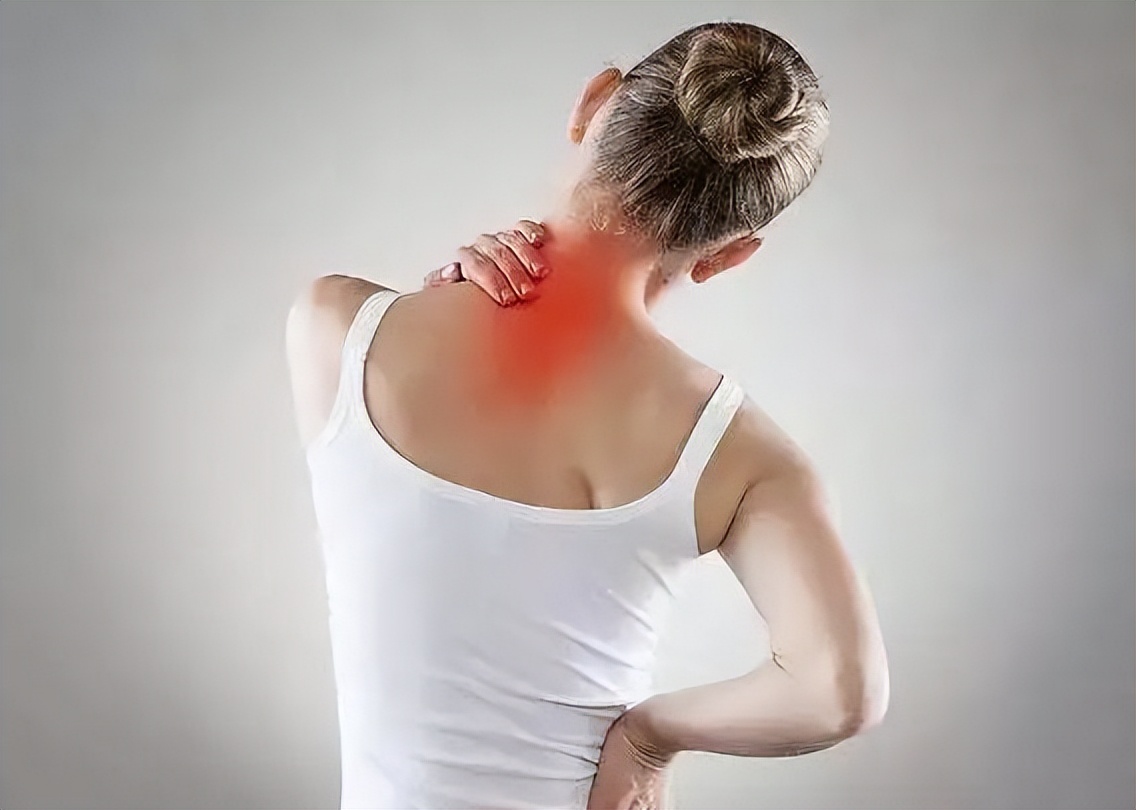 颈椎病引起的肩背痛怎么缓解,颈椎病肩背疼痛最有效的治疗方法