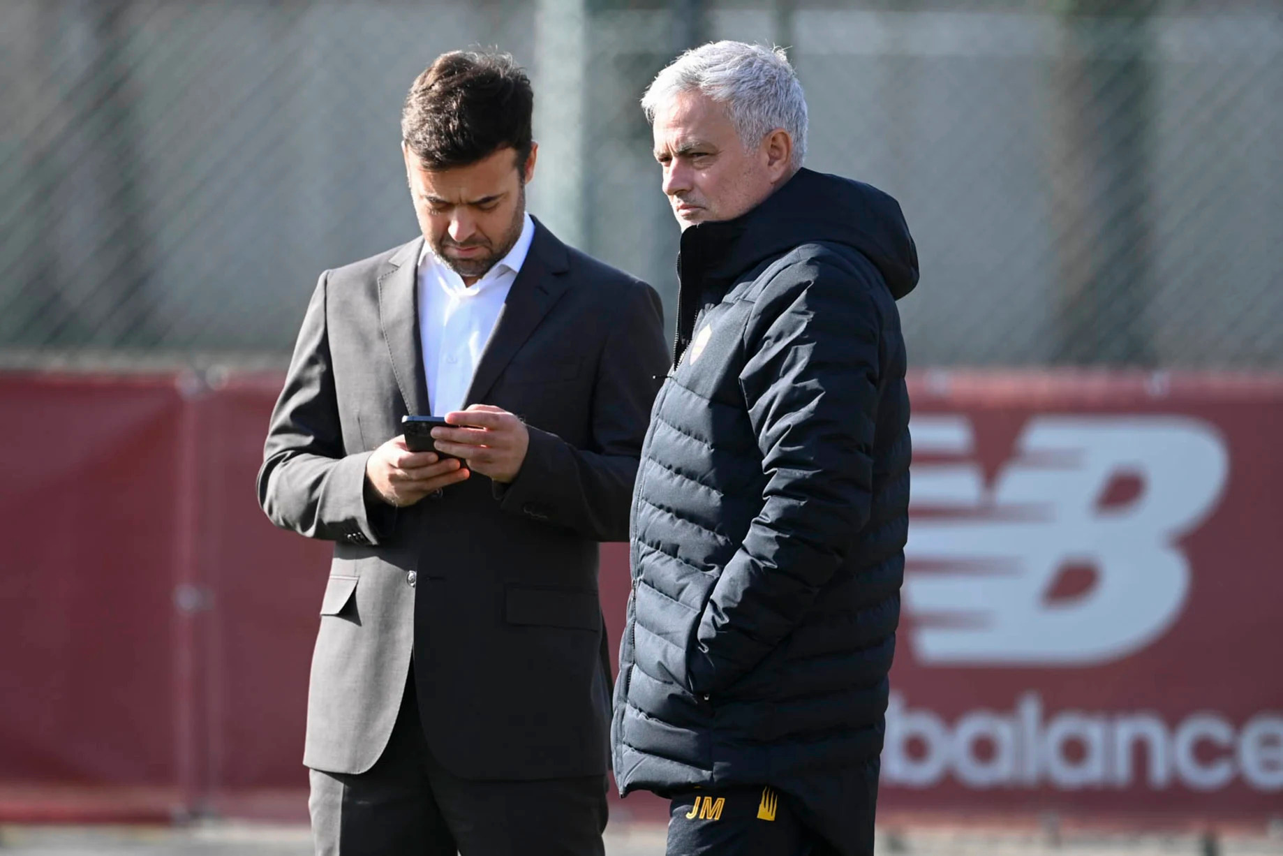 穆里尼奥加盟皇马首秀,穆里尼奥带领皇马给球员说了什么