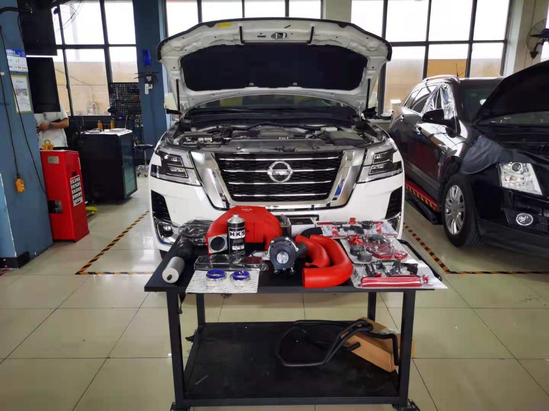 2018款途乐y62超大越野空间,hks机械增压对比匠神机械增压