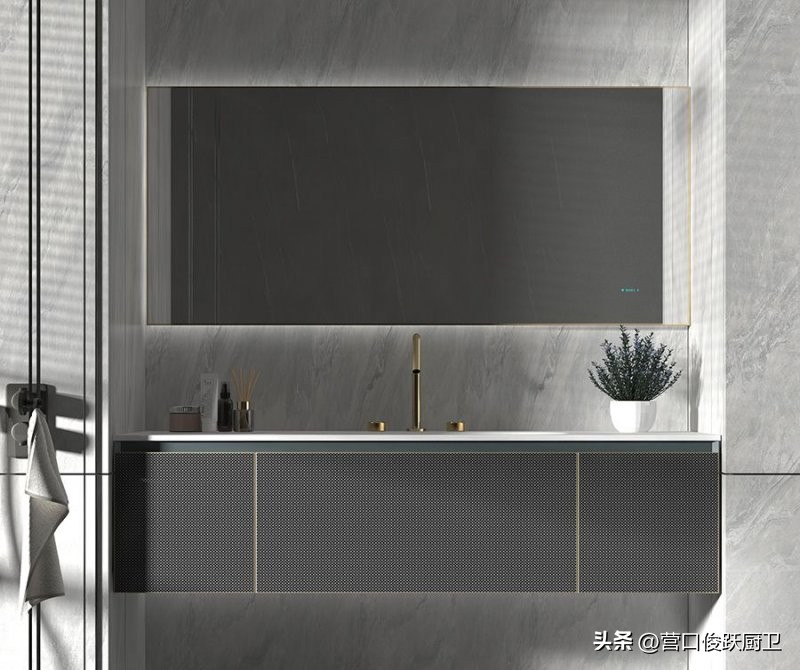 卫生间浴室柜大怎么设计还要省钱,俊跃浴室柜意外惊艳整个家