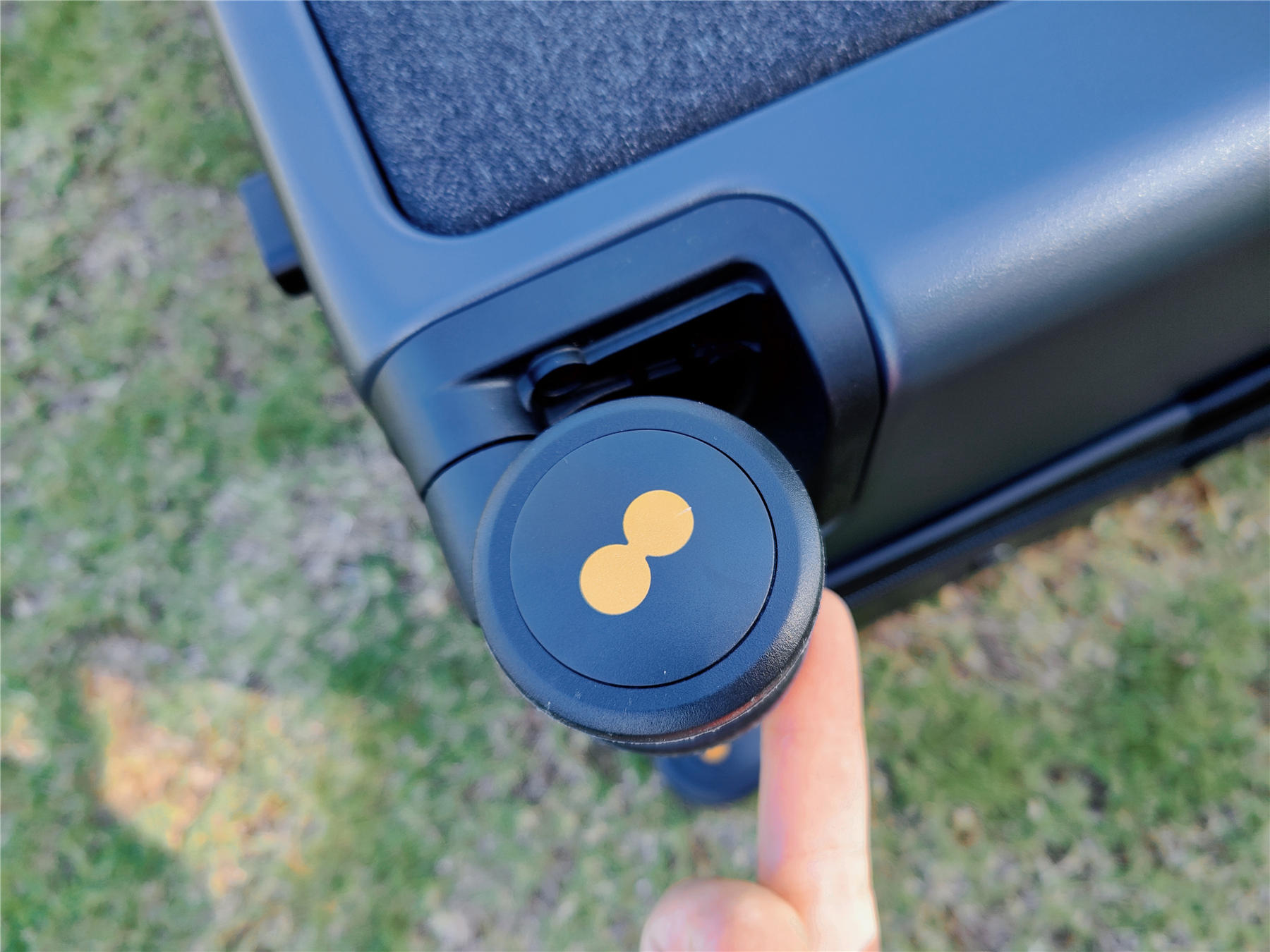 地平线8号power旅行箱测评,地平线8号行李箱测评