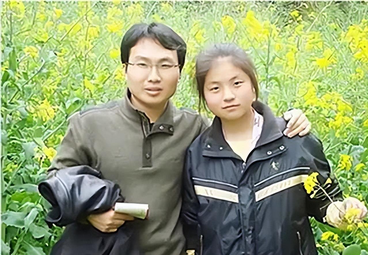 13岁洪战辉现状,洪战辉13岁的肩膀撑起整个家