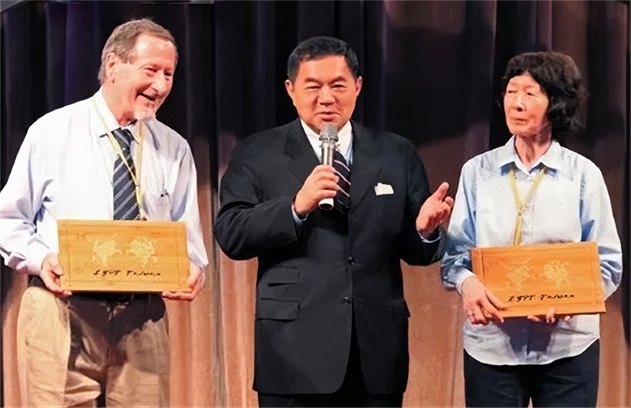 起底苏贞昌女儿头号金主：混血儿子在美服役，在大陆被重罚1.6亿