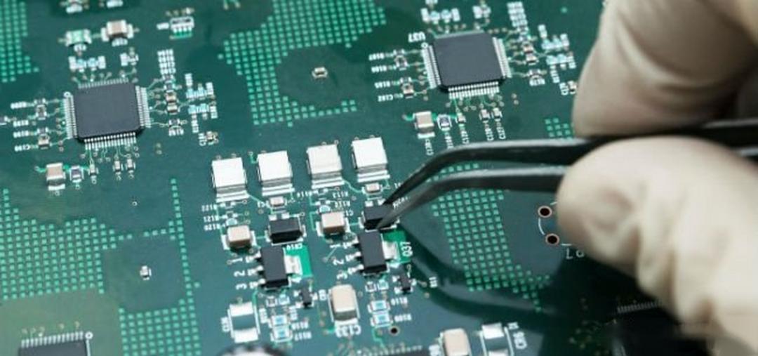 理想也要造芯了，追芯风理不理想？