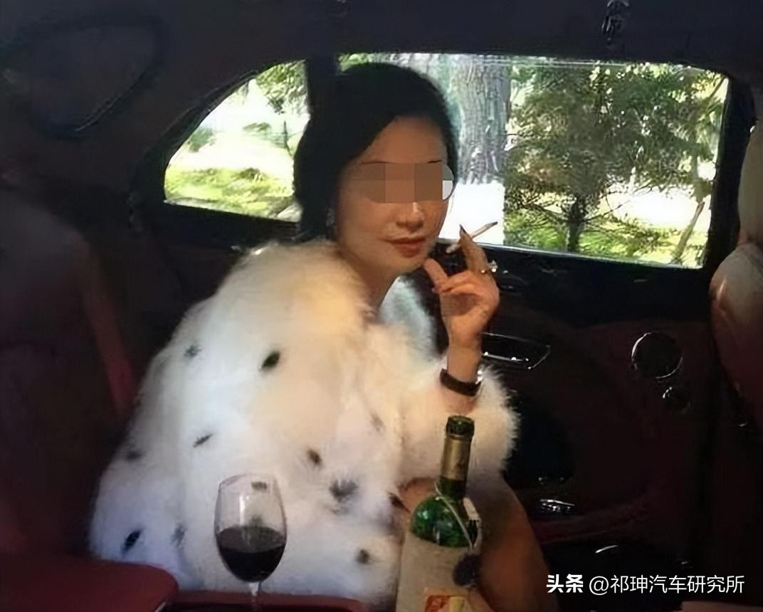 上海富婆健身房,上海富婆健身房怒斥小鲜肉