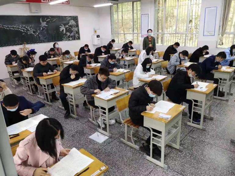 这五类事业编“喜从天降”，有望成为公务员，薪酬待遇也会提升